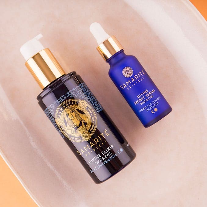 Esencja nawilżająca i serum do twarzy