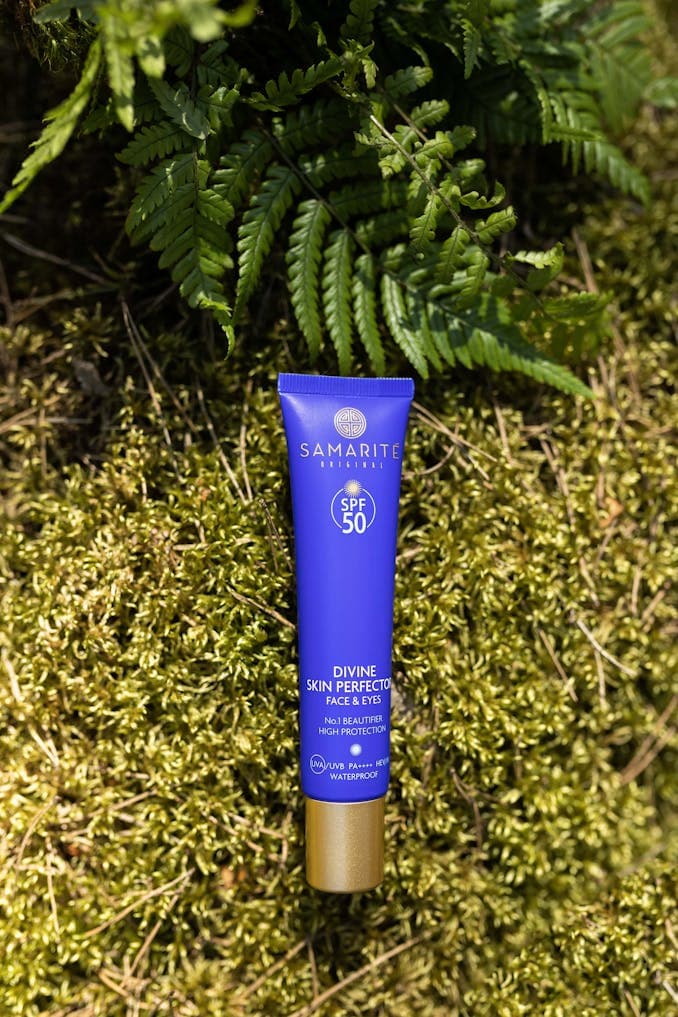 Jak chronić twarz przed słońcem? Poradnik o oparzeniach słonecznych na twarzy