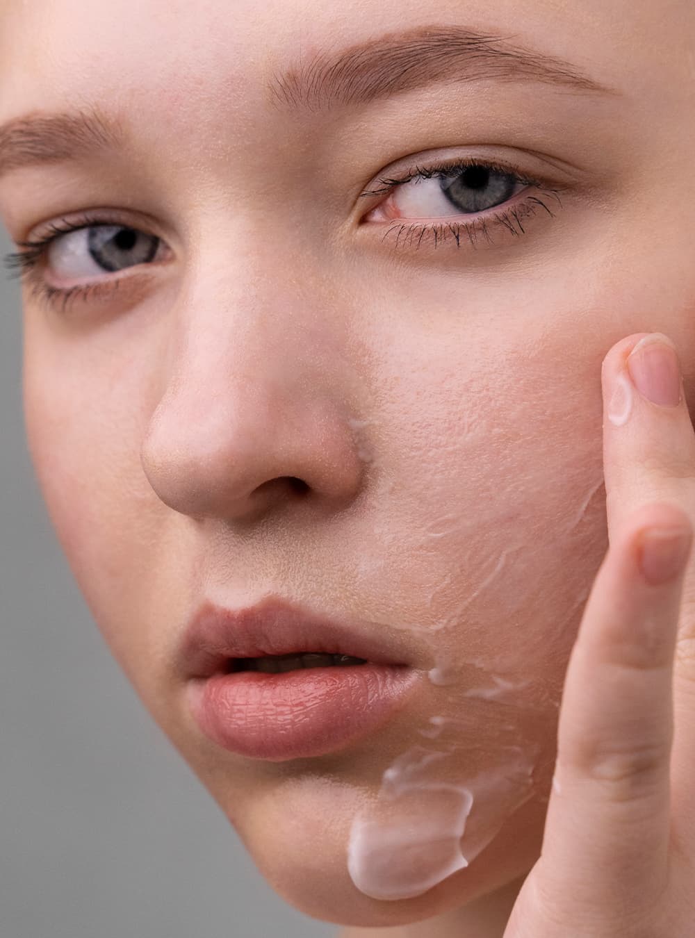 najlepszy krem do twarzy dla skóry trądzikowej