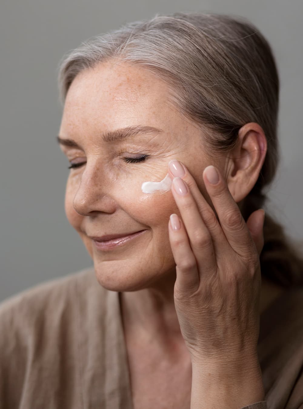 najlepszy krem do twarzy dla skóry trądzikowej