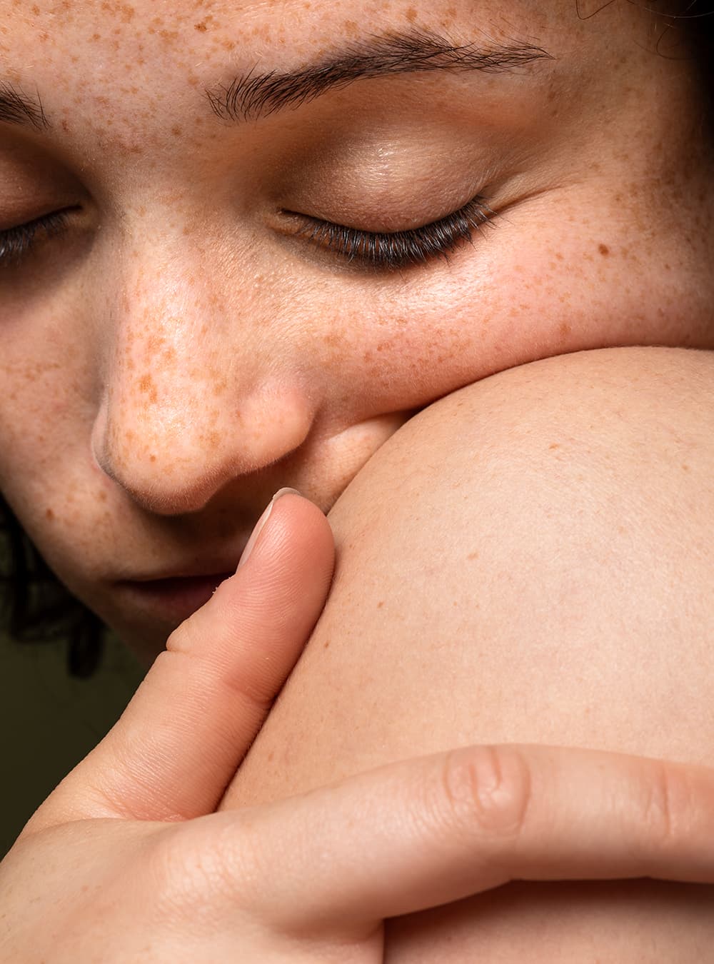 najlepszy krem do twarzy dla skóry trądzikowej