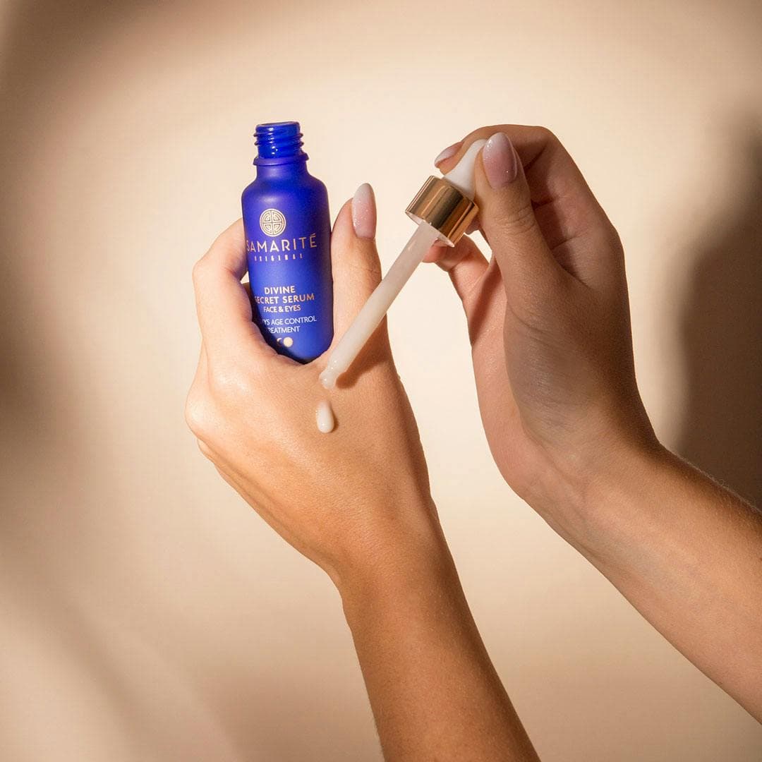 DIVINE SECRET SERUM - DLACZEGO JEST AŻ TAK SKUTECZNE?