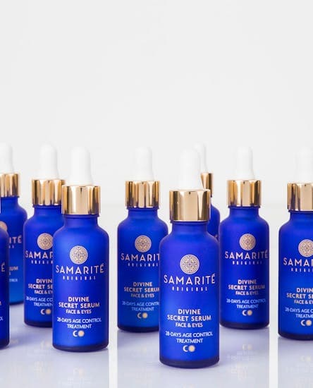 DIVINE SECRET SERUM, CZYLI 3 SERA W 1