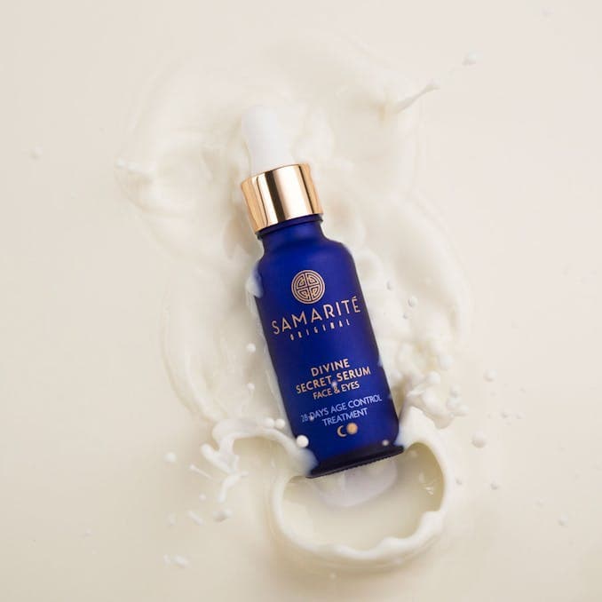 DIVINE SECRET SERUM - DLACZEGO JEST AŻ TAK SKUTECZNE?