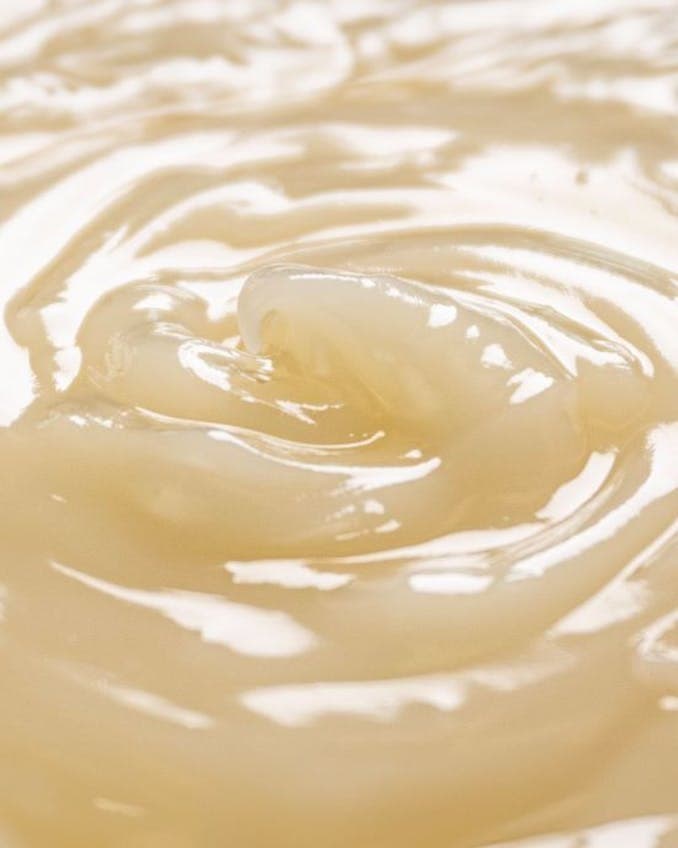 Pielęgnacja skóry po goleniu: Jak uniknąć podrażnień i wrastających włosków